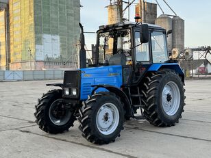 MTZ 952.2 tractor de ruedas