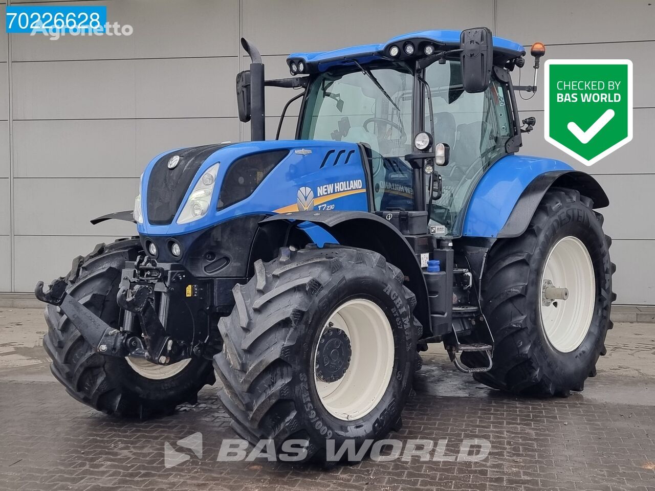 New Holland T7.230 AC 4X4 tractor de ruedas