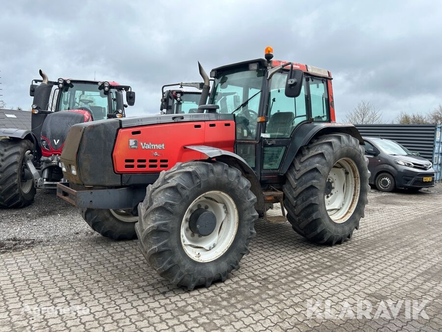 Valmet 8450 tractor de ruedas